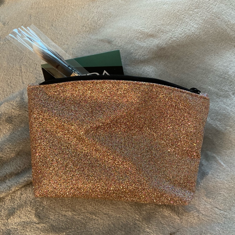 Ipsy bag with Ipsy goodies!